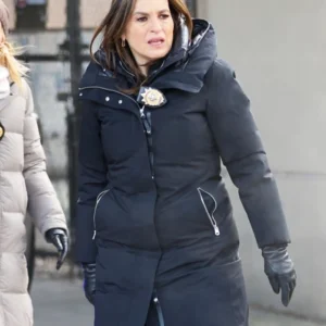 Law and Order SVU S26 Mariska Hargitay Black Coat