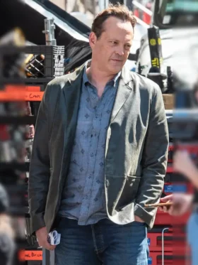 Nonnas 2025 Vince Vaughn Green Blazer Side