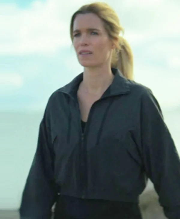 Secrets We Keep S01 Cecilie Black Cropped Jacket