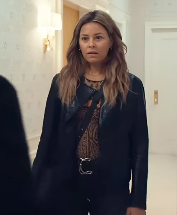 The Better Sister S01 Elizabeth Banks Black Leather Jacket