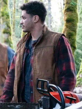 Tracker S02 Diego Stredel Brown Vest