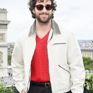 28 Years Later Aaron Taylor-Johnson White Jacket Side