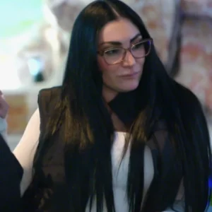 Jersey Shore Family Vacation S07 Deena Nicole Cortese Black Vest Front