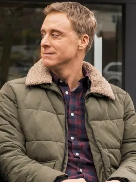 Resident Alien S04 Alan Tudyk Green Quilted Jacket