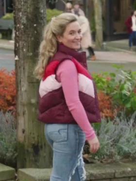 Resident Alien S04 Jenna Lamia Puffer Vest Front