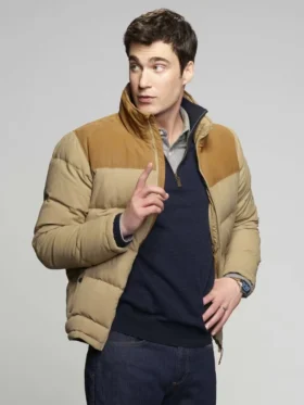 Resident Alien S04 Levi Fiehler Puffer Jacket Side