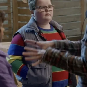 Stranger Things S05 Jake Connelly Grey Vest