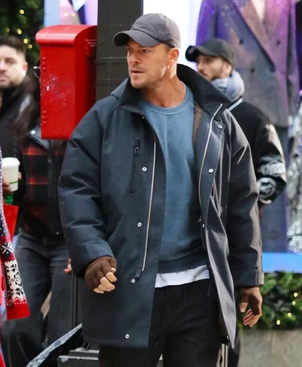 The Man with the Bag 2025 Alan Ritchson Black Jacket Side