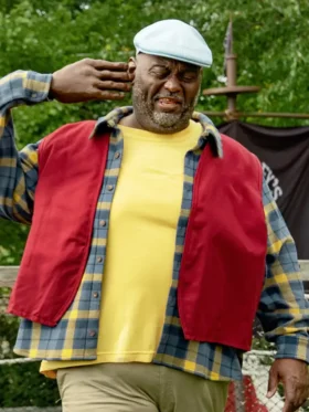 Happy Gilmore 2 Lavell Crawford Red Vest Side
