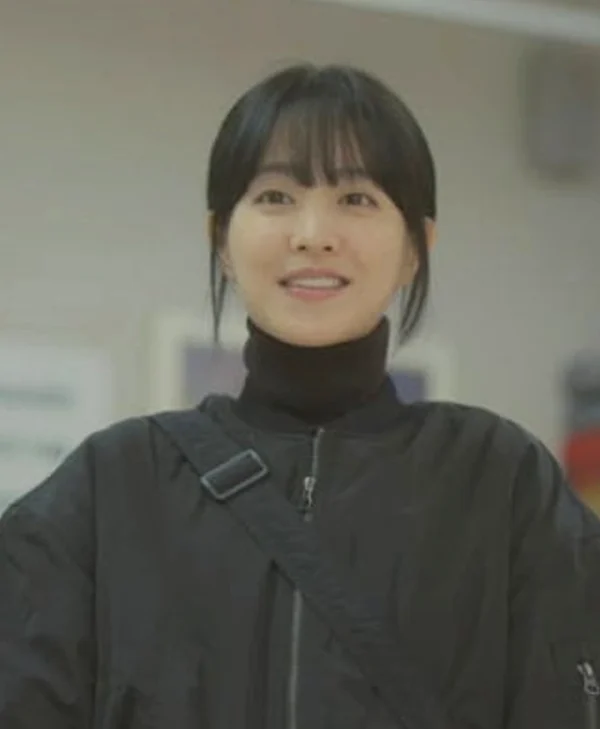Our Unwritten Seoul S01 Park Bo-young Black Bomber Jacket