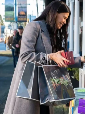 Resident Alien S04 Meredith Garretson Grey Coat Front