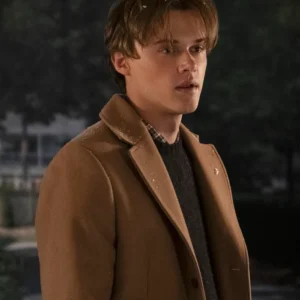 The Summer I Turned Pretty S03 Conrad Brown Coat Side