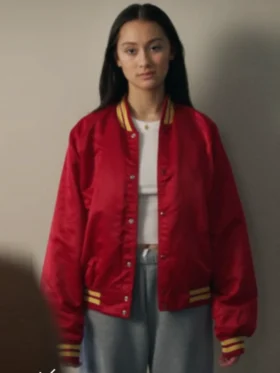 The Summer I Turned Pretty S03 Lola Tung Red Jacket