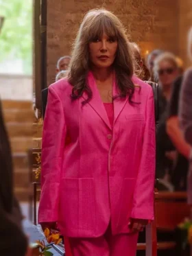 Under a Dark Sun S01 Isabelle Adjani Pink Blazer Side