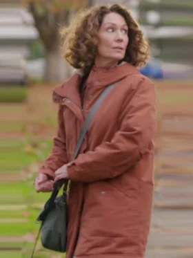 Fisk S03 Kitty Flanagan Hooded Jacket Front