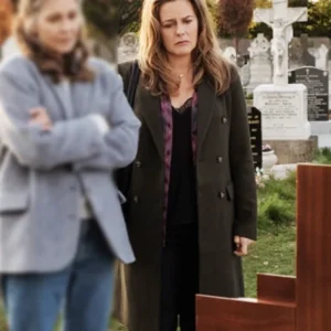 Irish Blood S01 Alicia Silverstone Trench Coat