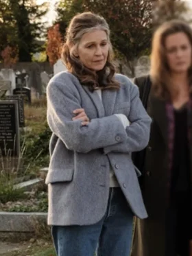 Irish Blood S01 Wendy Crewson Grey Blazer Side