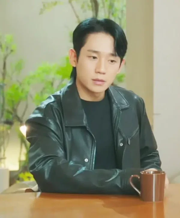 Love Next Door Jung Hae-in Black Leather Jacket