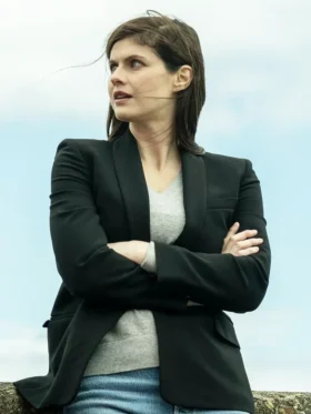 Mayfair Witches S02 Alexandra Daddario Black Blazer Front