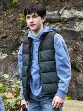 Resident Alien S04 Judah Prehn Puffer Vest Front