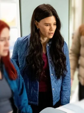 Resident Alien S04 Meredith Garretson Blue Quilted Jacket Side