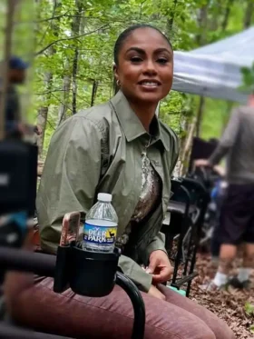 The Hunting Wives S01 Joyce Glenn Green Jacket