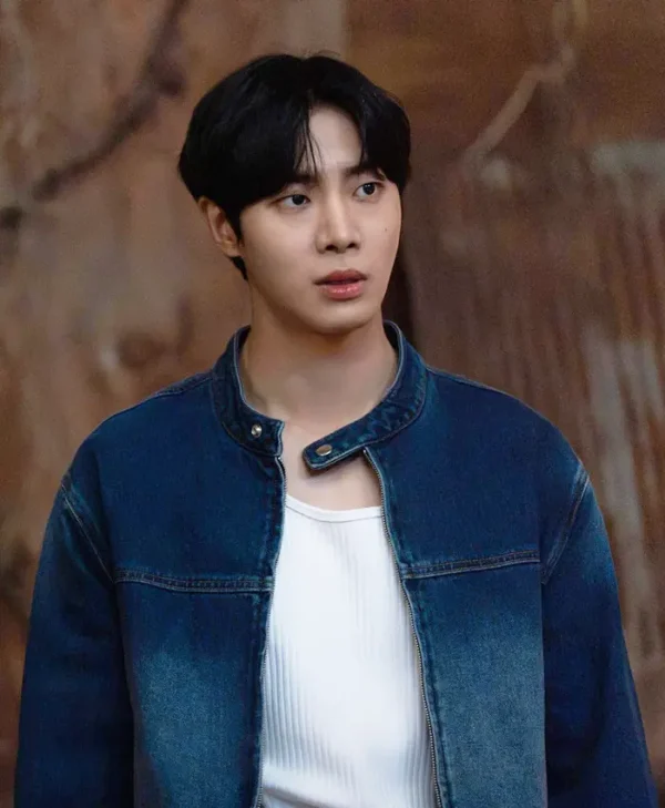 Head Over Heels S01 Choo Young-woo Blue Jacket Side