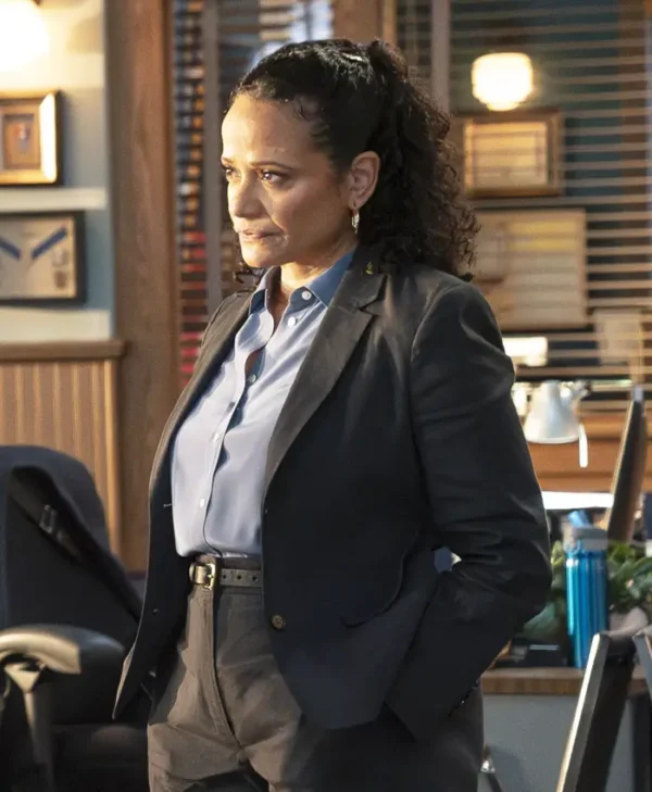 High Potential S02 Judy Reyes Black Blazer