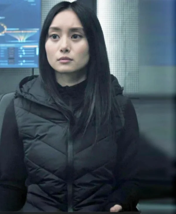 Invasion S03 Shioli Kutsuna Puffer Jacket Side