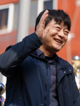 Tempest S01 Jo Sung-ha Blue Jacket Side
