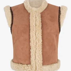 The Summer I Turned Pretty S03 Gemma Brown Vest