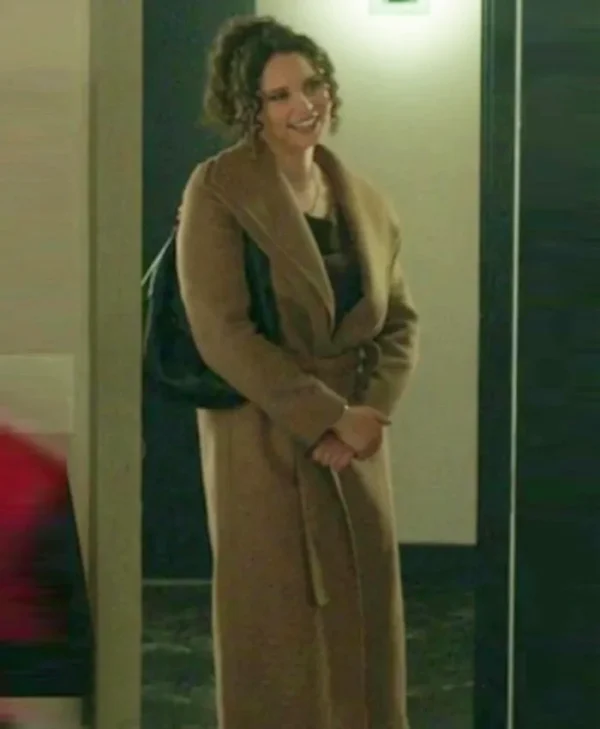 The Summer I Turned Pretty S03 Isabella Briggs Trench Coat Front