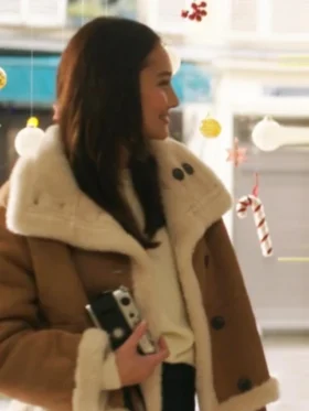 The Summer I Turned Pretty S03 Lola Tung Shearling Jacket Front