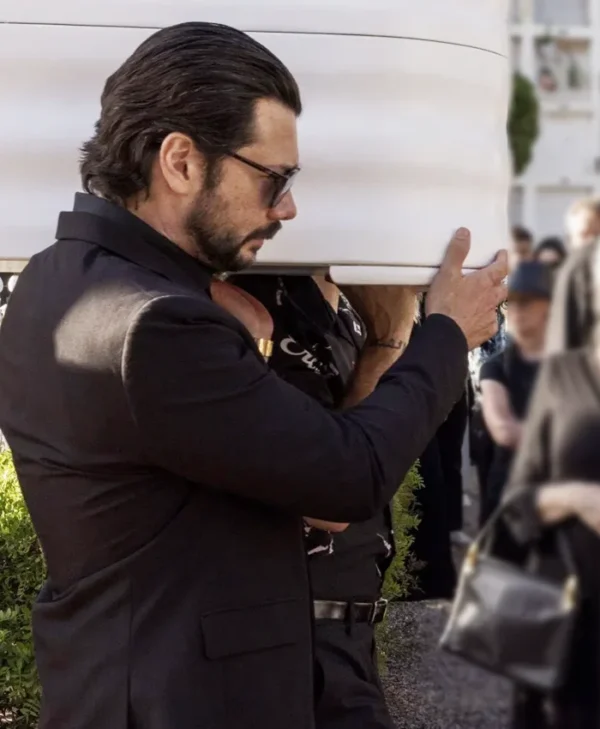Two Graves S01 Álvaro Morte Black Blazer