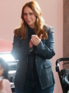 9-1-1 S09 Jennifer Love Hewitt Pinstriped Blazer Side