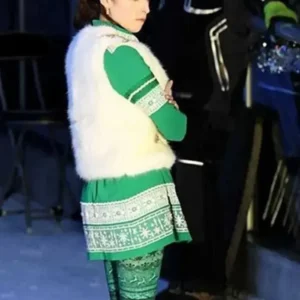 Anna Kendrick Noelle fur vest Back Look