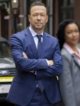 Boston Blue S01 Donnie Wahlberg Blue Suit