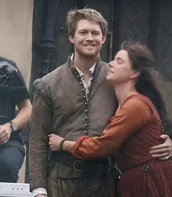 Hamnet Joe Alwyn Brown Vest