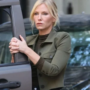 Law and Order SVU S07 Kelli Giddish Green Cropped Jacket