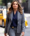 Law and Order SVU S27 Mariska Hargitay Grey Blazer Side