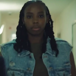 Maigret S01 Shaniqua Okwok Blue Denim Vest Side