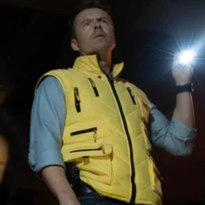NCIS Sydney S02 Todd Lasance Yellow Vest Side