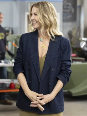 Shifting Gears S02 Jenna Elfman Blue Blazer Side