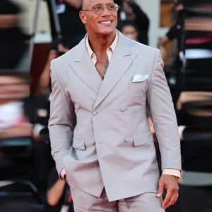 The Smashing Machine Premiere Dwayne Johnson Suit Front