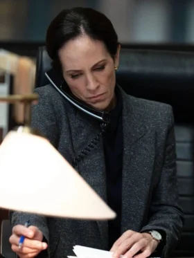 Chicago Fire S14 Annabeth Gish Black Blazer