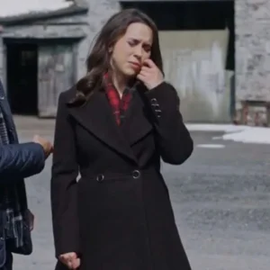 A Merry Scottish Christmas Lacey Chabert Black Coat