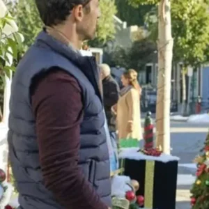 David Alpay Christmas Ring Blue Vest Back Look