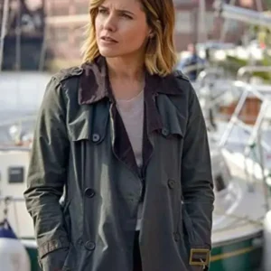 Erin Lindsay Chicago PD Grey Coat Front Look