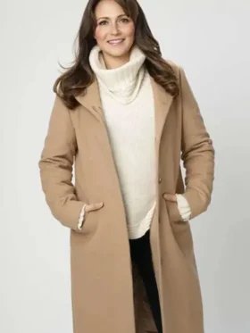 Italia Ricci Love in Winterland Beige Coat