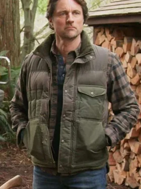 Martin Henderson Virgin River Vest Front Look
